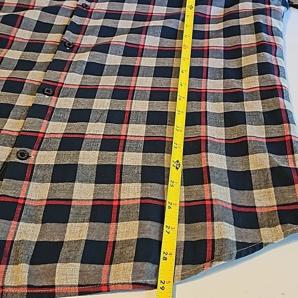 Banana Republic Men's Plaid Flannel Button-Down Shirt Size L‎